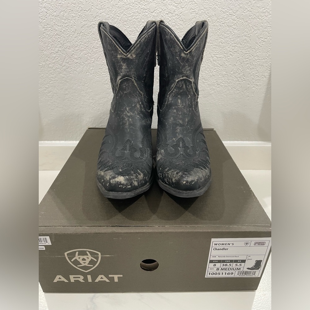 Ariat Chandler Women's Distressed Black Western Boots